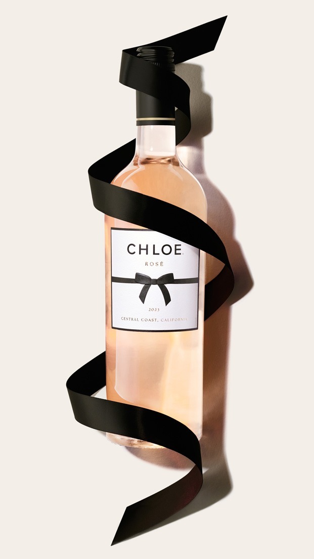 Bottle image with ribbon