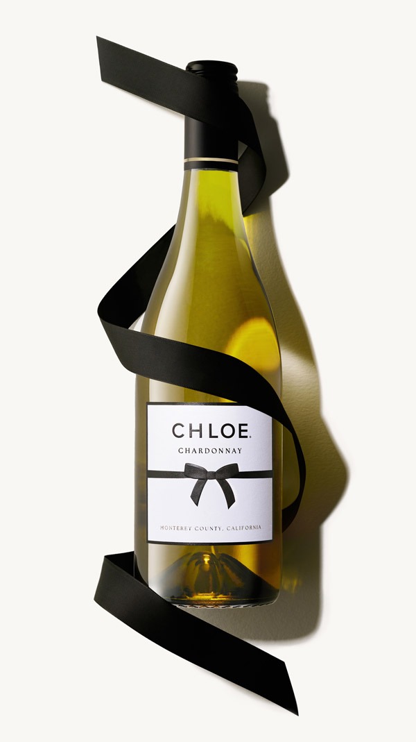 Bottle image with ribbon